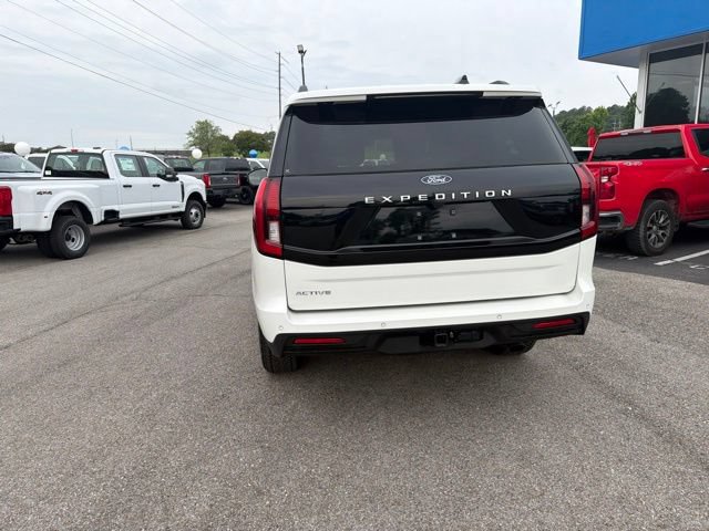 Certified 2025 Ford Expedition Active AWD/4WD image 19