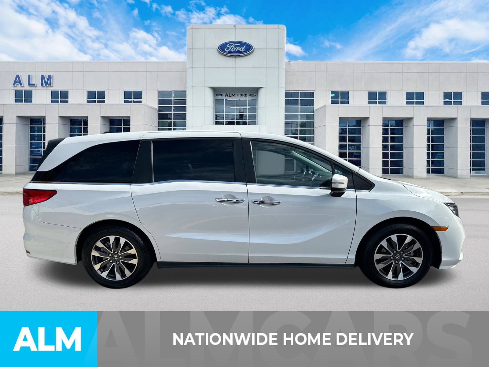 Used 2023 Honda Odyssey EX-L image 4