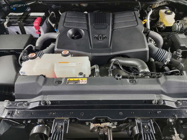 Used 2024 Toyota Tundra Limited AWD/4WD image 36