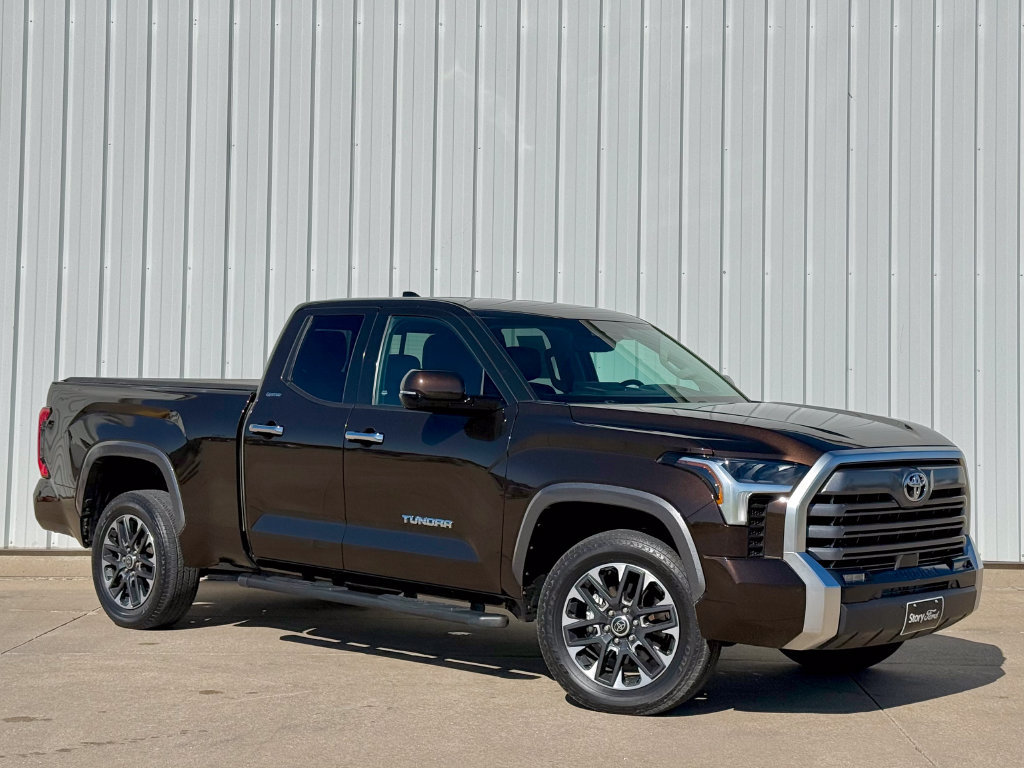 Used 2023 Toyota Tundra Limited AWD/4WD image 8