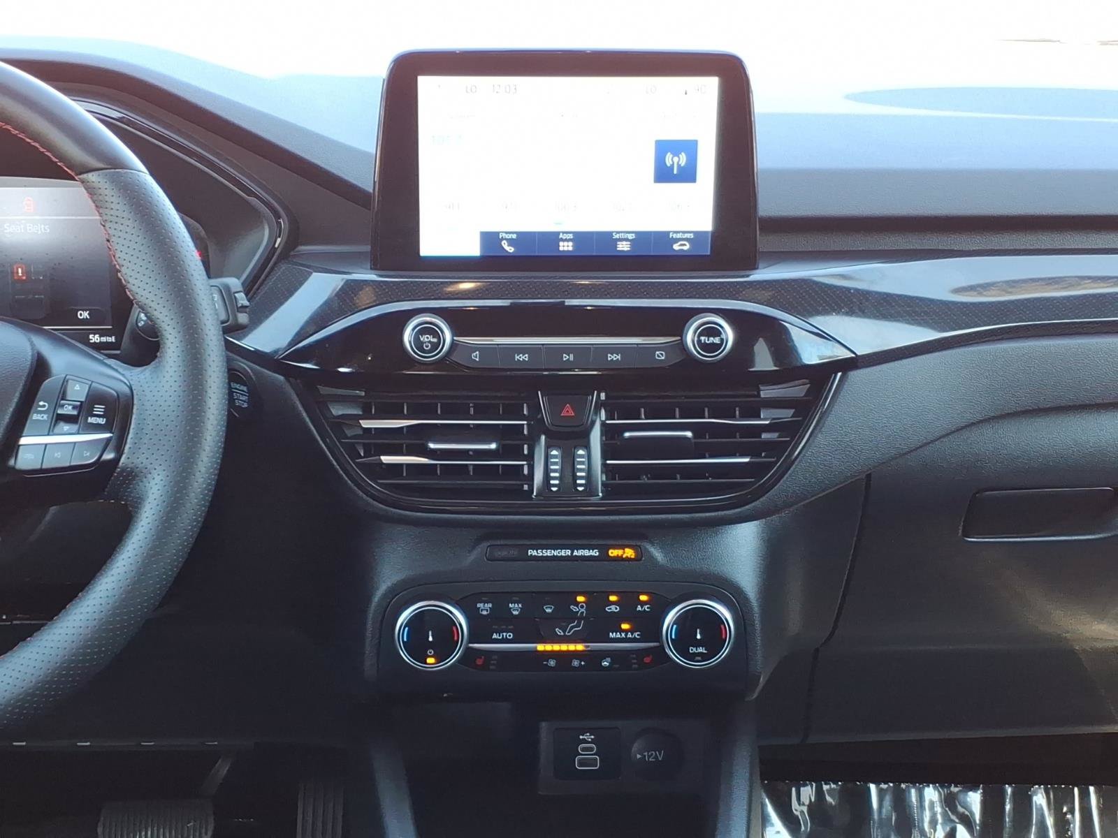 Certified 2025 Ford Escape ST-Line Select AWD/4WD image 13