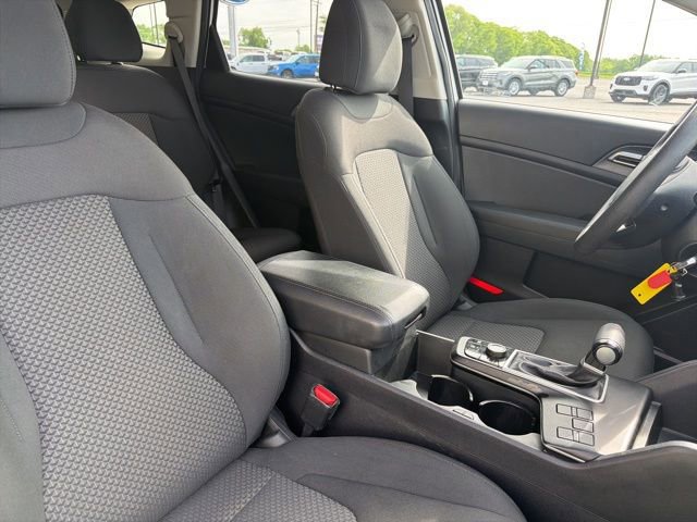 Used 2023 Kia Sportage LX FWD image 18