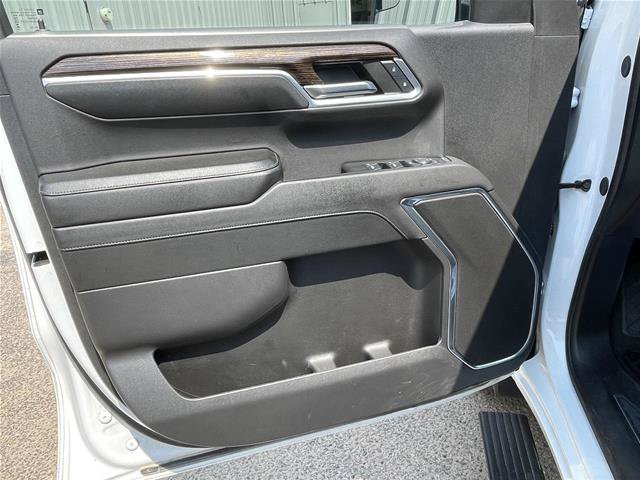 Used 2024 GMC Sierra 1500 Elevation AWD/4WD image 12