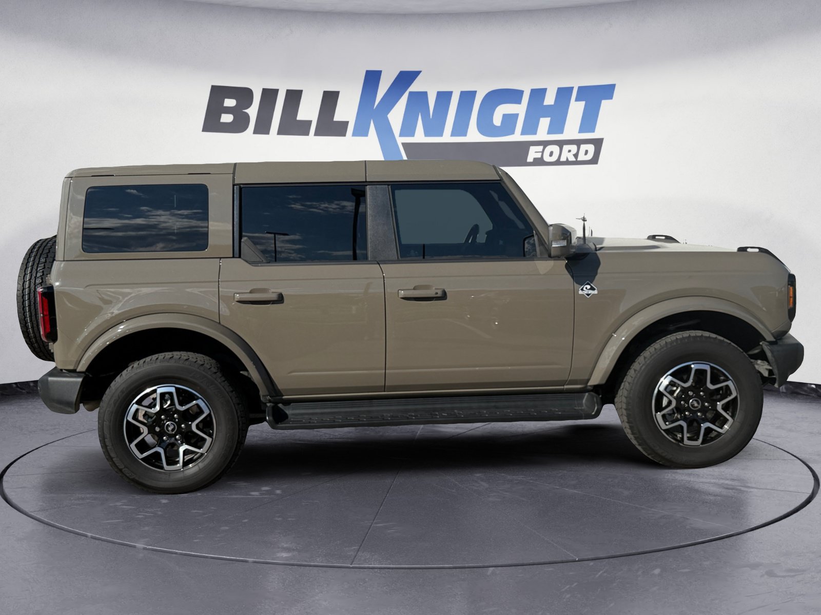Certified 2025 Ford Bronco Outer Banks AWD/4WD image 6