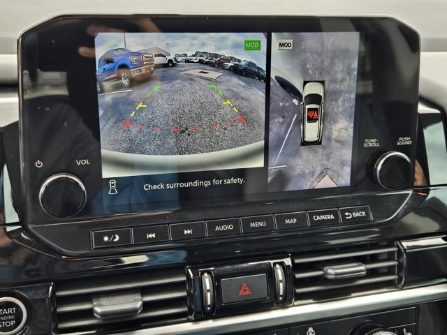 Used 2023 Nissan Pathfinder SL w/ SL Premium Package FWD image 15