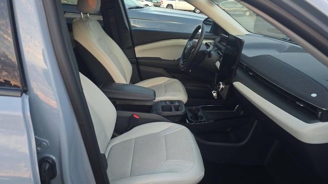 Certified 2025 Ford Mustang Mach-E Premium AWD/4WD image 7