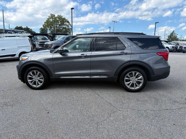 Certified 2023 Ford Explorer XLT w/ Equipment Group 202A AWD/4WD image 6