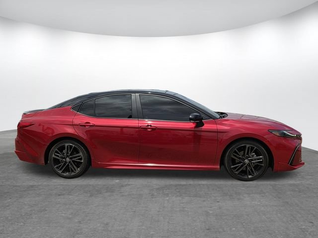 Used 2025 Toyota Camry XSE FWD video 3