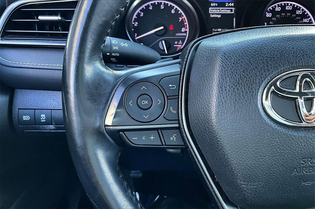 Used 2023 Toyota Camry SE image 17