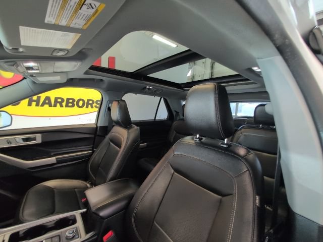 Certified 2022 Ford Explorer Limited AWD/4WD image 29