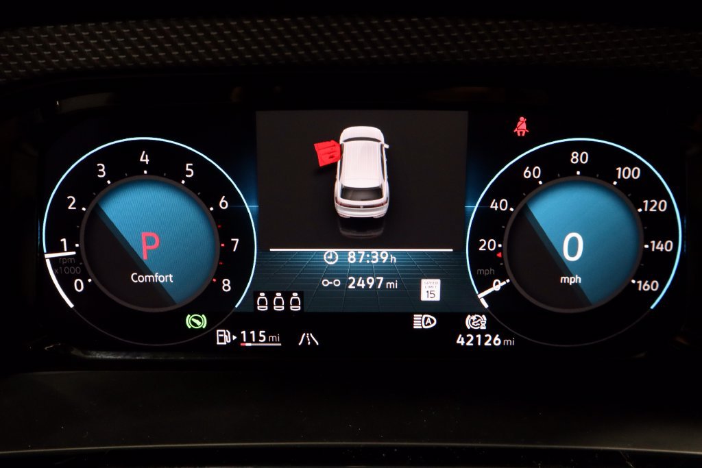 Used 2024 Volkswagen Atlas Cross Sport SEL Premium R-Line AWD/4WD image 32