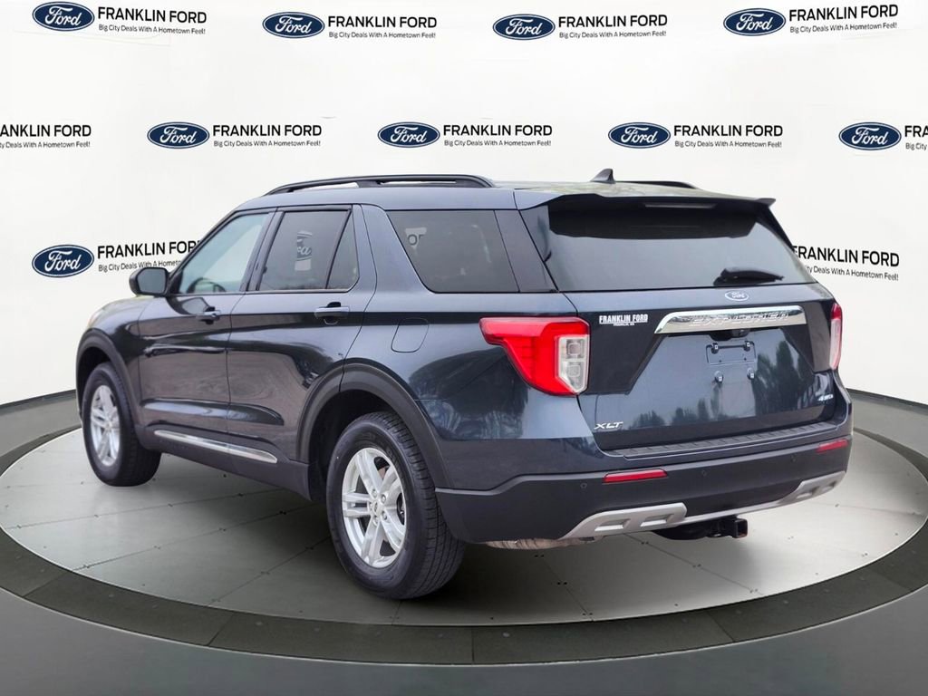 Certified 2023 Ford Explorer XLT w/ Equipment Group 202A AWD/4WD image 3