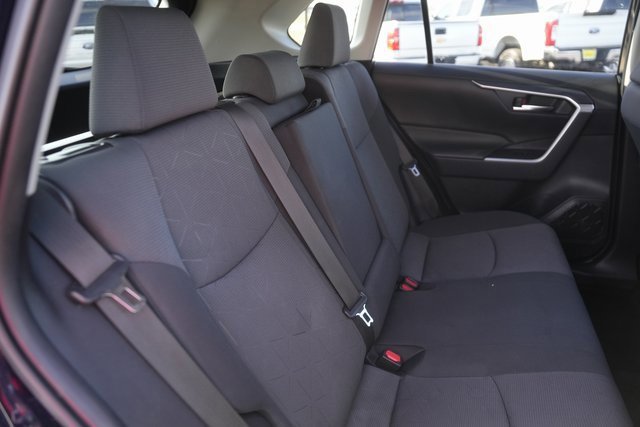 Used 2019 Toyota RAV4 XLE image 17