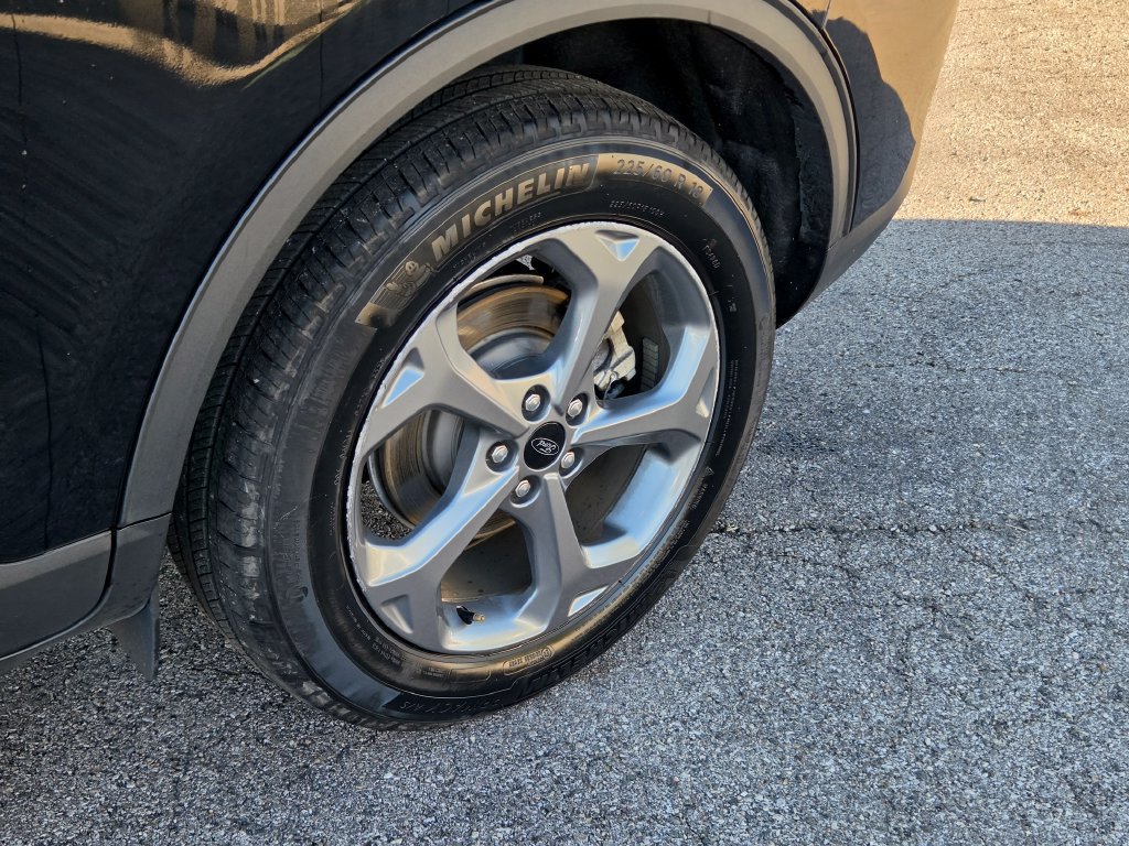 Certified 2025 Ford Escape ST-Line AWD/4WD image 37