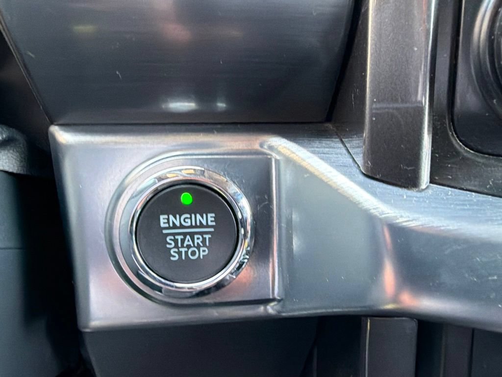 Certified 2023 Ford F150 Lariat AWD/4WD image 32