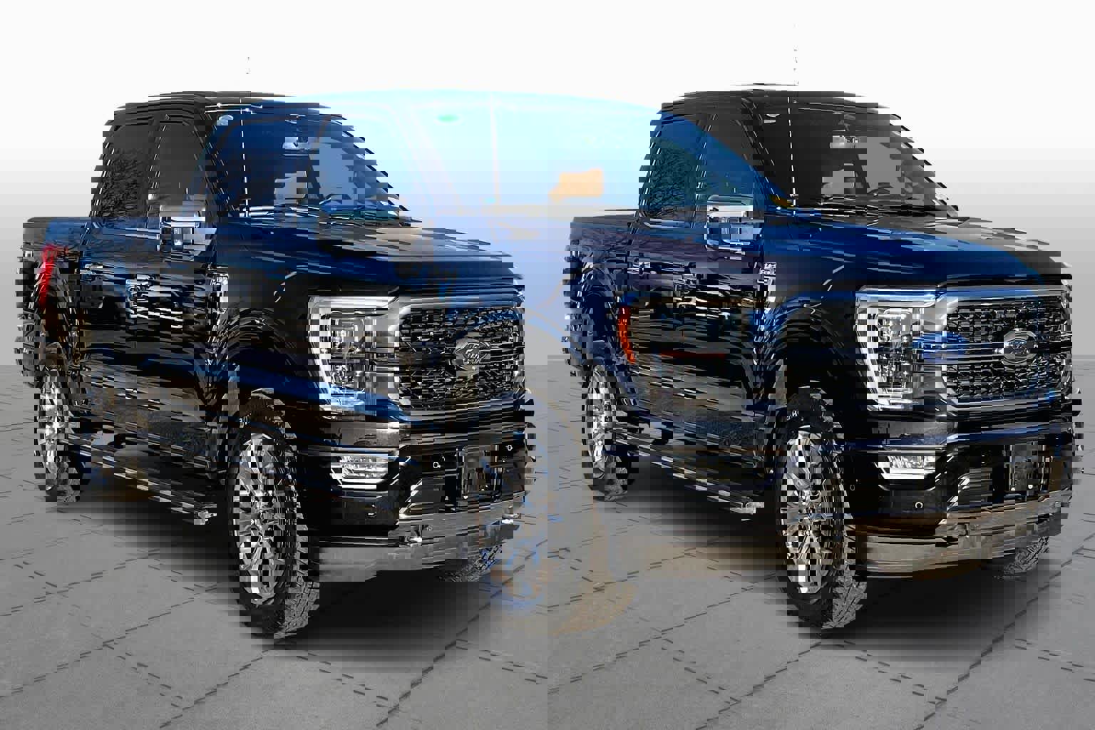 Certified 2023 Ford F150 Platinum w/ Equipment Group 701A High image 5