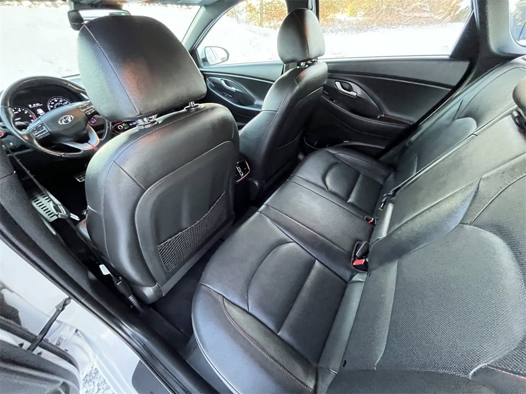 Used 2018 Hyundai Elantra GT Sport w/ Sport Tech Package 04 image 24