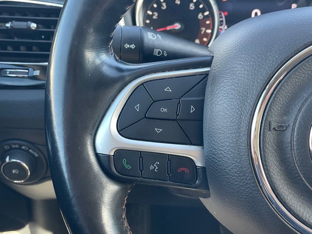 Used 2021 Jeep Compass Limited image 17