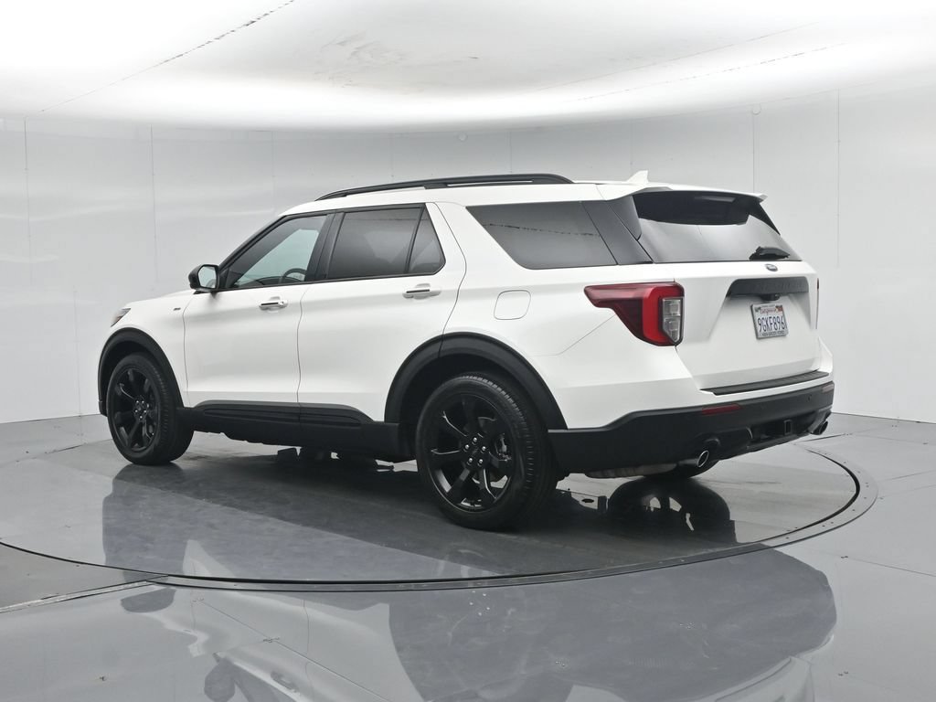 Certified 2023 Ford Explorer ST-Line w/ Class IV Trailer Tow Package RWD image 6