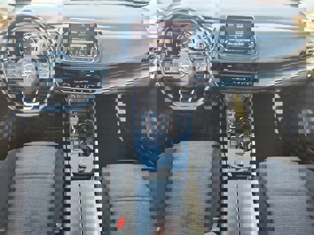 Used 2023 Nissan Rogue SV image 10