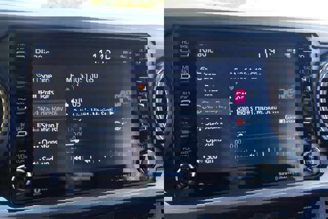 Used 2023 Toyota Tacoma SR5 AWD/4WD image 28