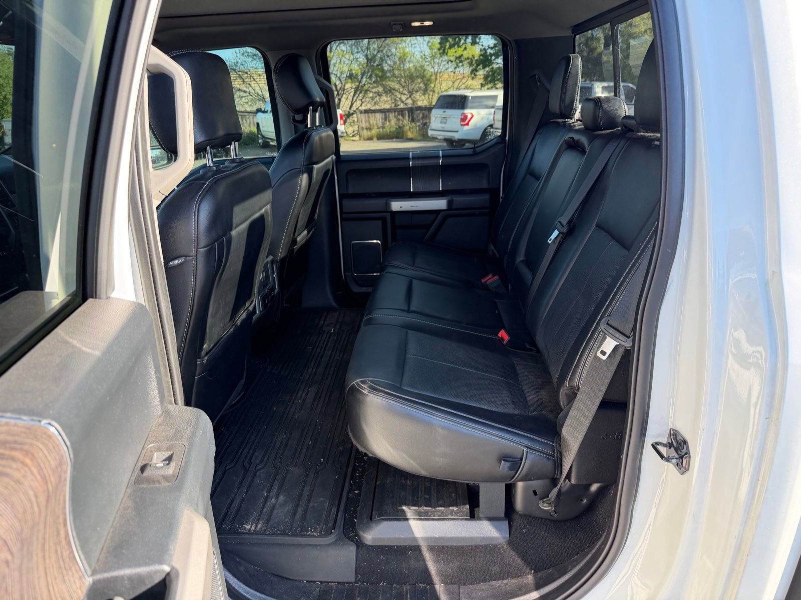 Certified 2020 Ford F350 Lariat w/ Lariat Ultimate Package image 12