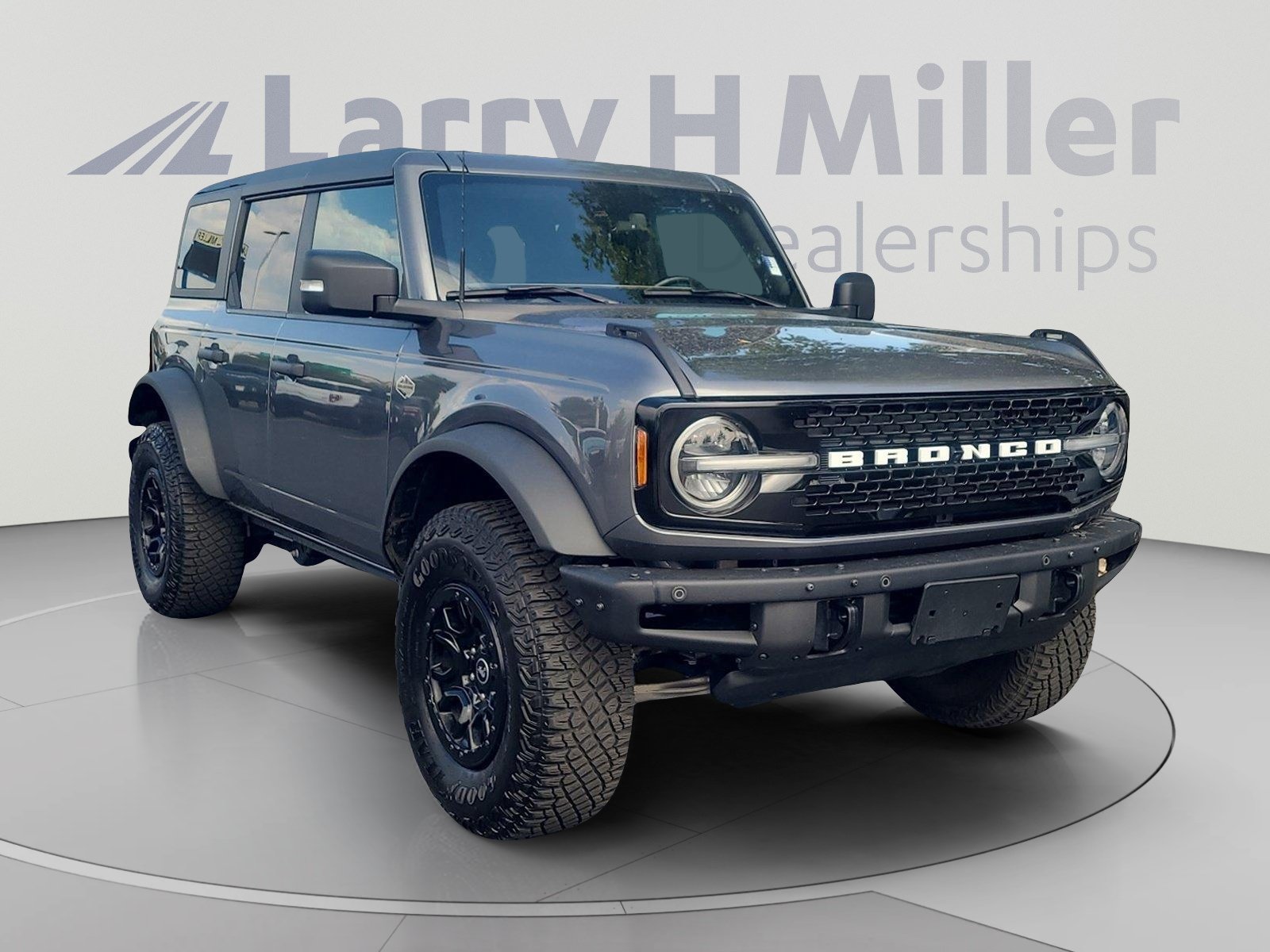 Certified 2024 Ford Bronco Wildtrak AWD/4WD image 7
