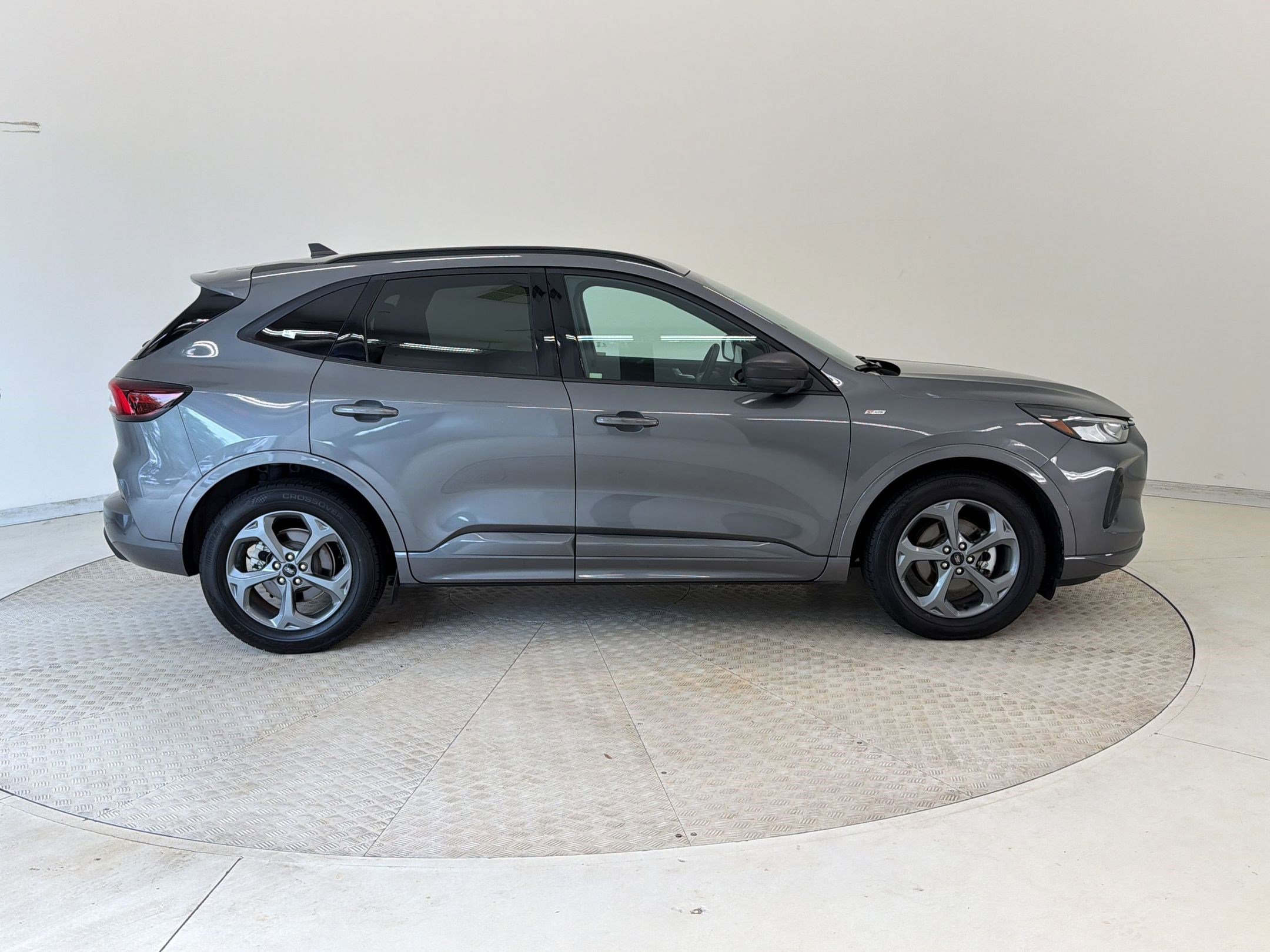 Certified 2023 Ford Escape ST-Line w/ Tech Pack #1 image 8