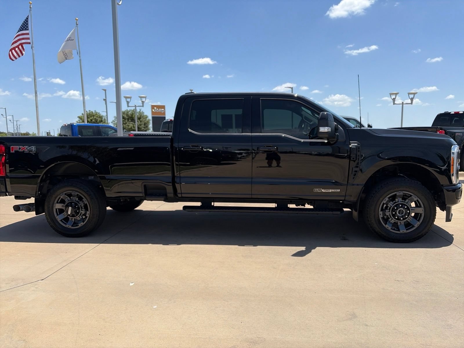 Certified 2023 Ford F350 Lariat w/ Lariat Ultimate Package AWD/4WD image 6