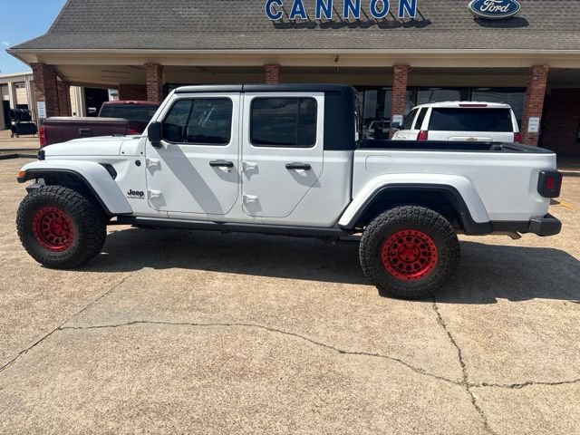 Used 2023 Jeep Gladiator Sport AWD/4WD image 3