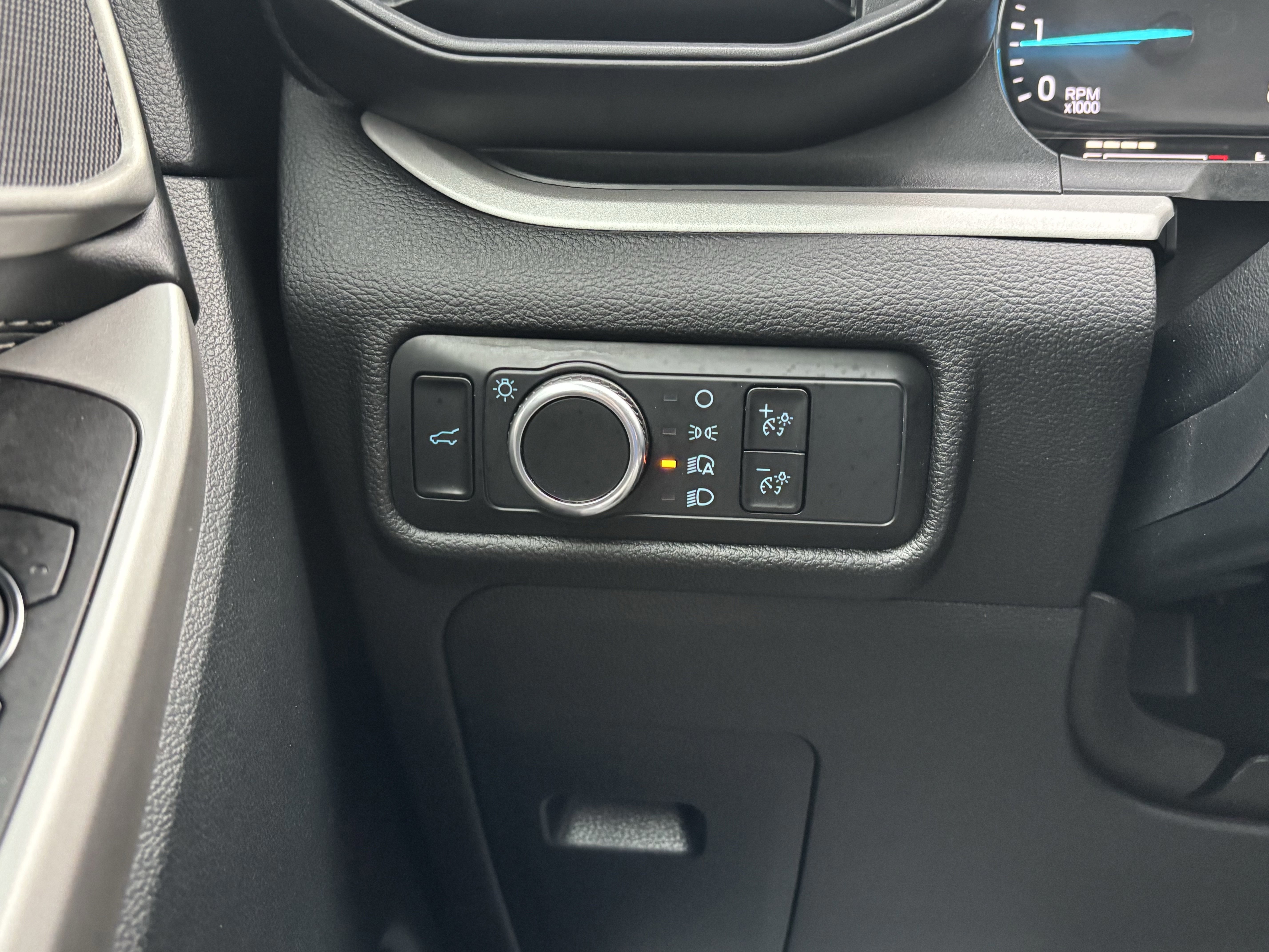 Certified 2023 Ford Explorer XLT image 41