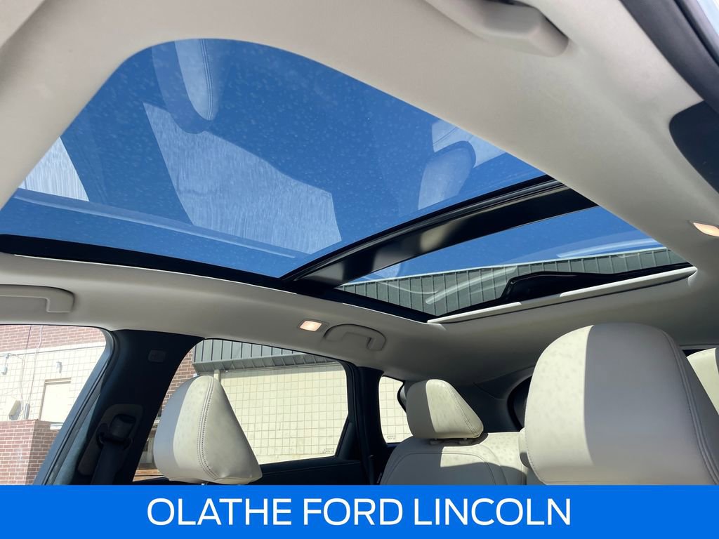 Used 2021 INFINITI QX50 Essential w/ Convenience Package image 27