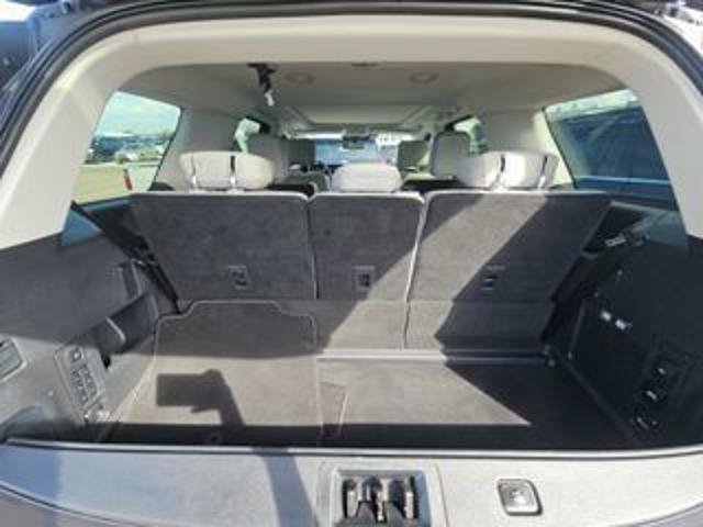 Certified 2025 Ford Expedition Active AWD/4WD image 14
