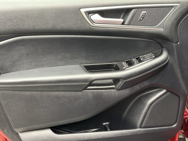 Certified 2020 Ford Edge SEL w/ Convenience Package FWD image 9