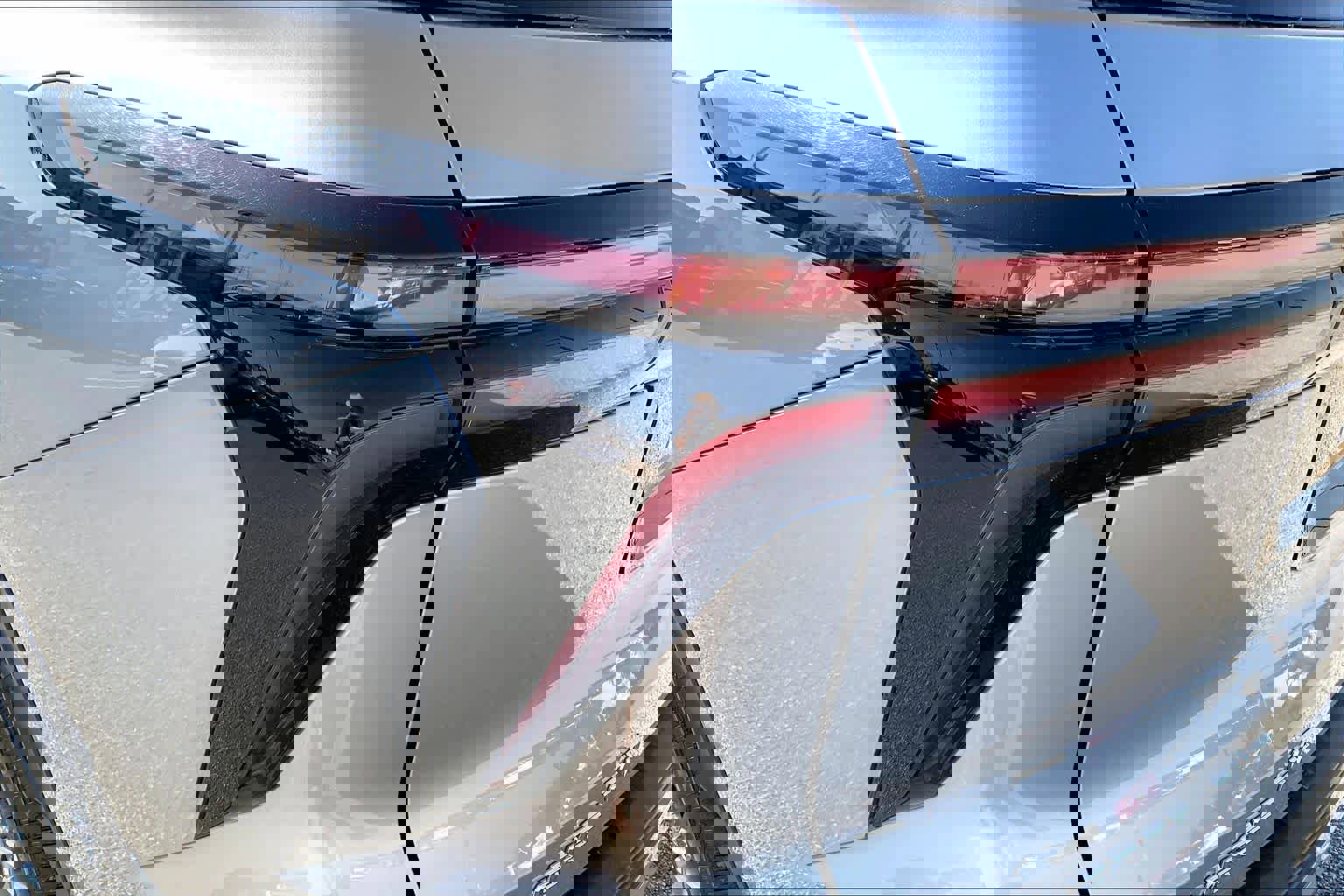 Used 2024 Chevrolet Traverse LT image 26