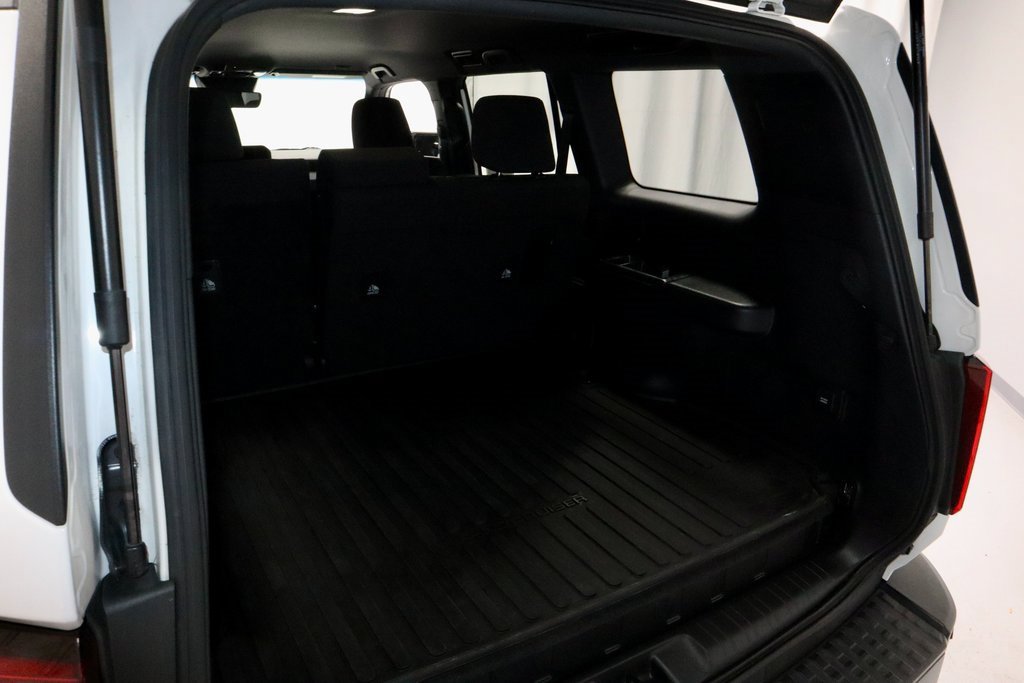 Used 2024 Toyota Land Cruiser image 14