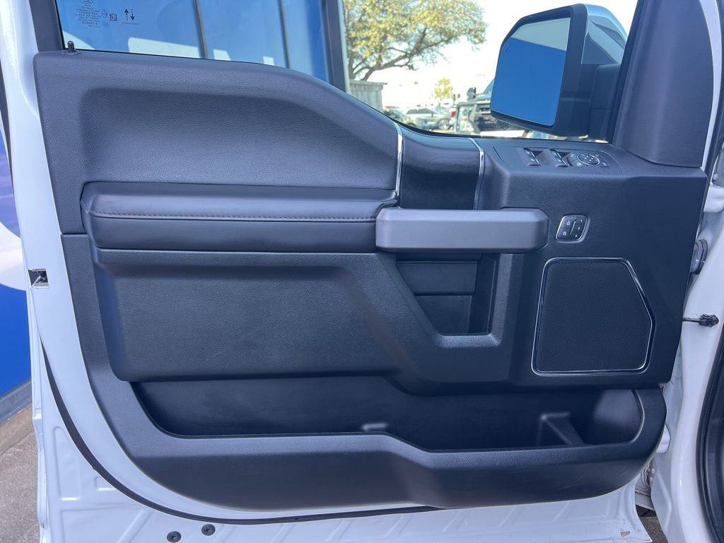 Certified 2020 Ford F150 Platinum w/ Equipment Group 701A Luxury image 22