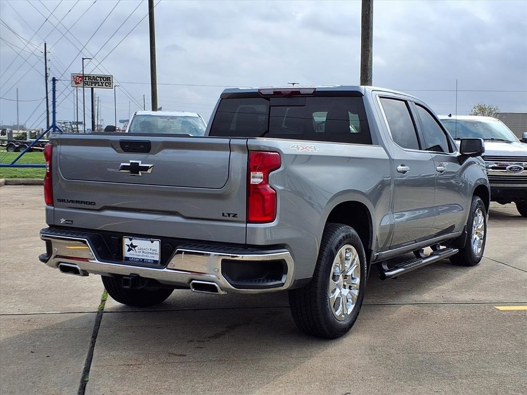 Used 2023 Chevrolet Silverado 1500 LTZ w/ LTZ Premium Package image 2
