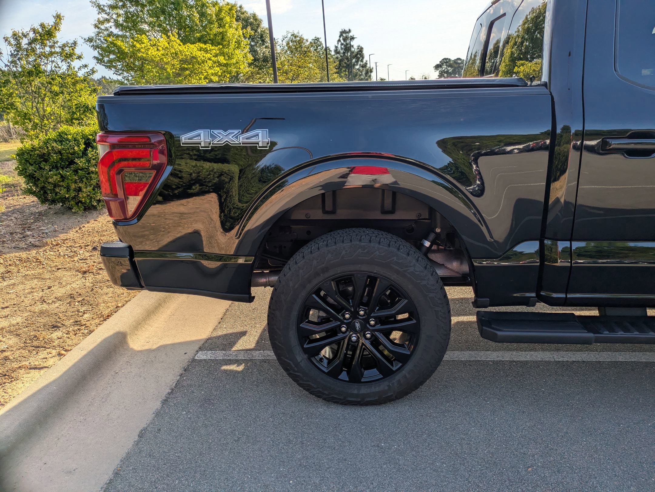 Certified 2024 Ford F150 Lariat w/ Equipment Group 502A High AWD/4WD image 6