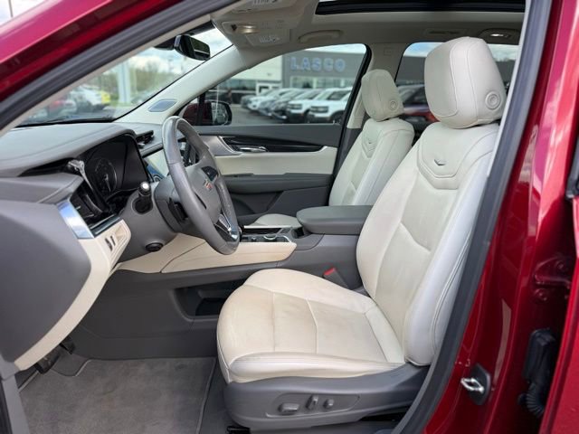 Used 2023 Cadillac XT6 Premium Luxury FWD image 14