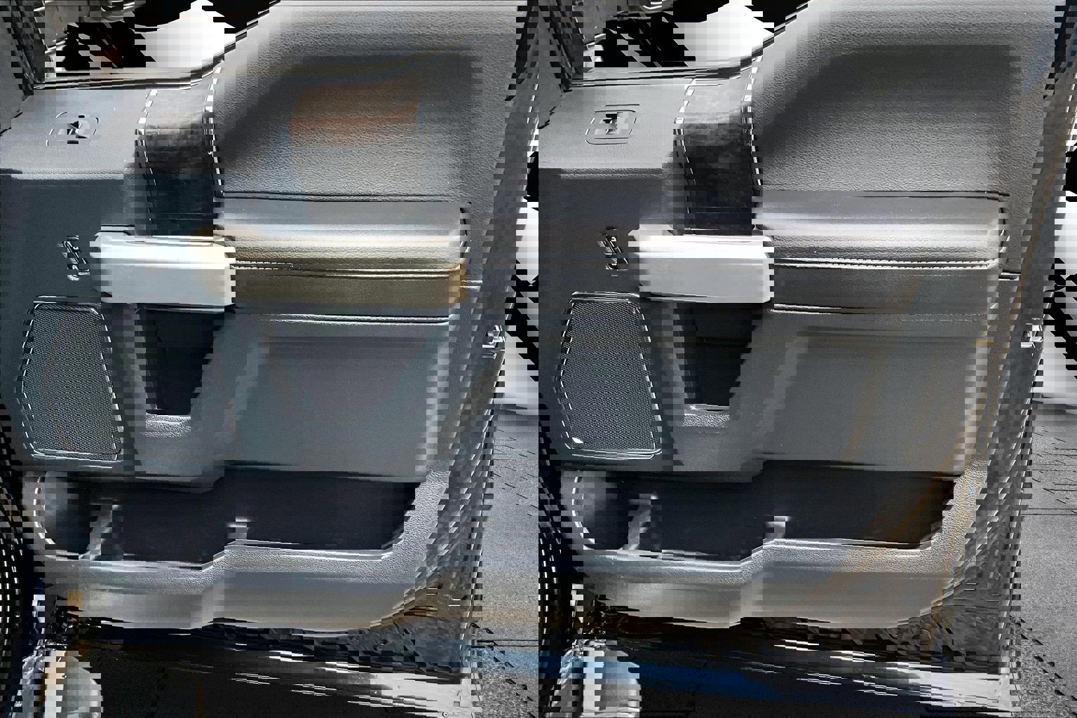 Certified 2022 Ford F350 Lariat w/ Lariat Ultimate Package image 19