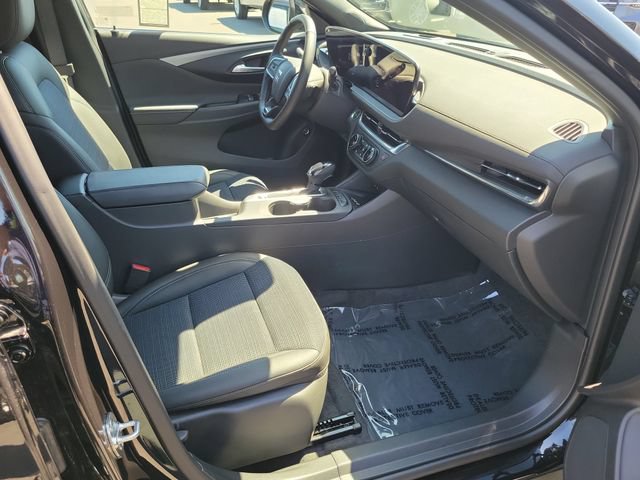 Used 2025 Buick Envista Preferred w/ Convenience I Package FWD image 16