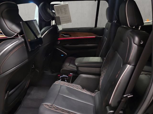 Used 2024 Jeep Grand Cherokee L Summit AWD/4WD image 24