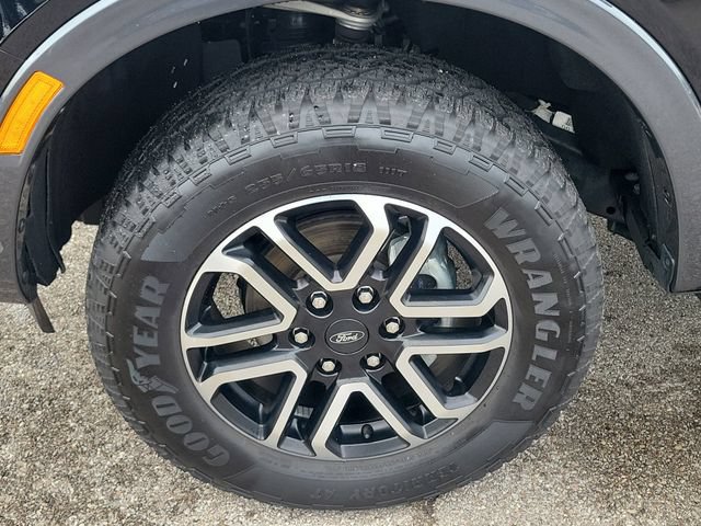 Certified 2024 Ford Ranger Lariat w/ Advanced Towing Package AWD/4WD image 9
