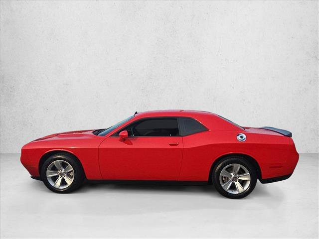 Used 2023 Dodge Challenger SXT RWD image 9