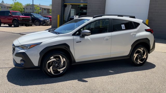 Used 2026 Subaru Crosstrek 2.5i Limited AWD/4WD image 6
