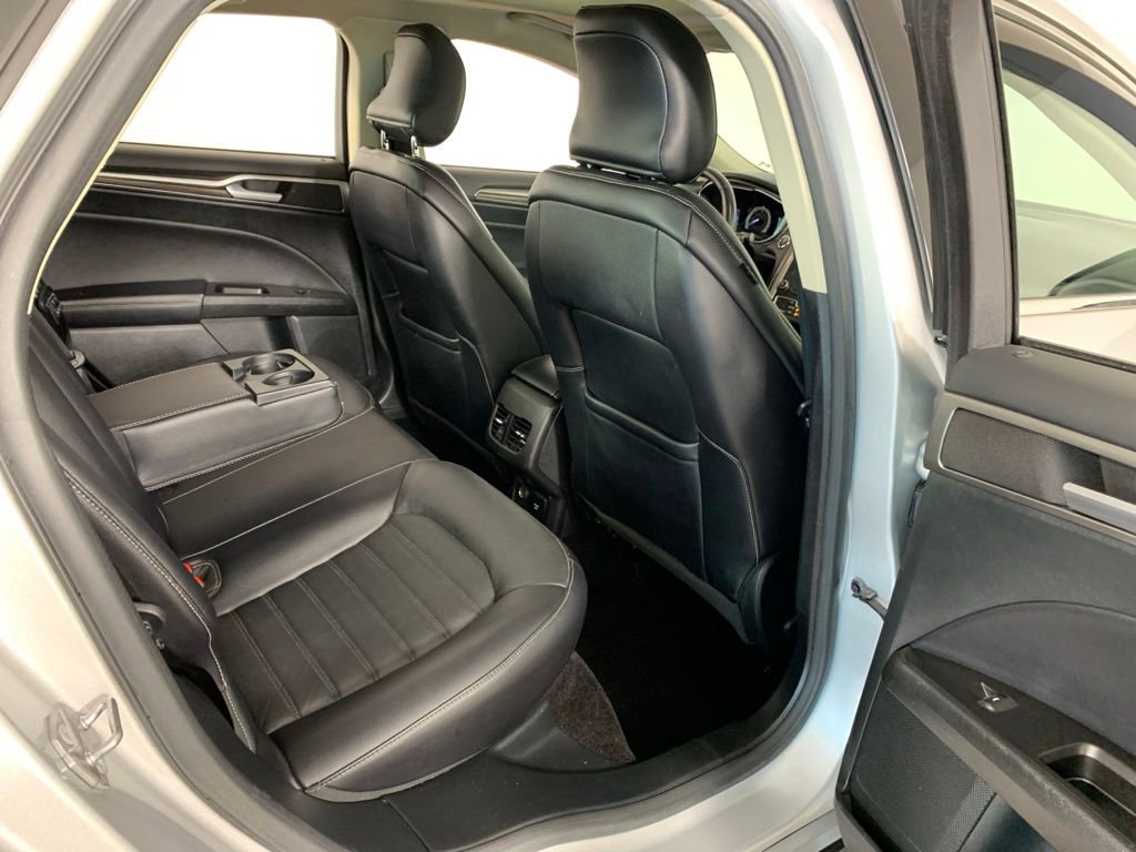 Certified 2017 Ford Fusion Energi SE FWD image 31