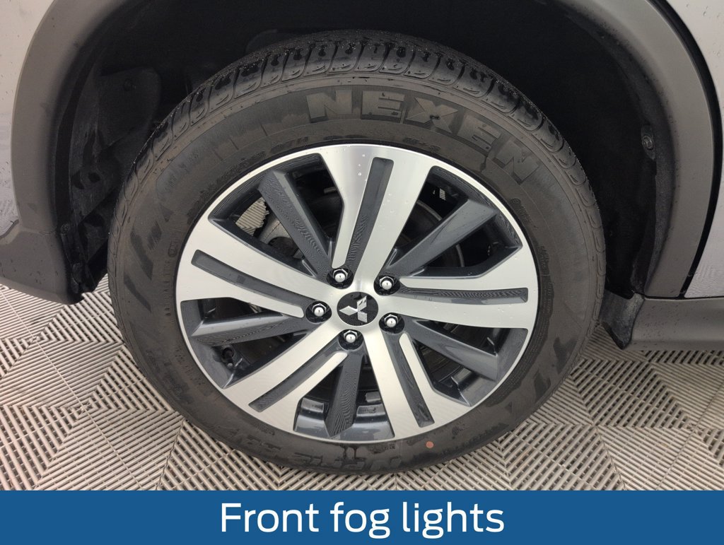 Used 2025 Mitsubishi Outlander Sport ES AWD/4WD image 18
