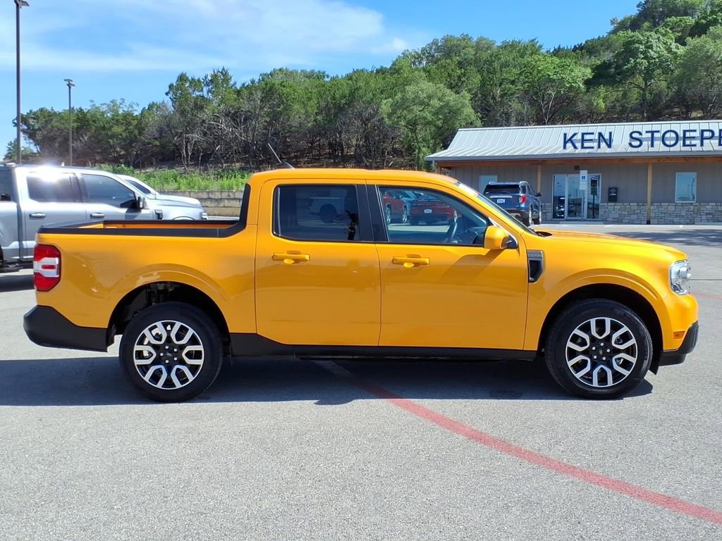 Certified 2023 Ford Maverick Lariat w/ Lariat Luxury Package FWD image 2