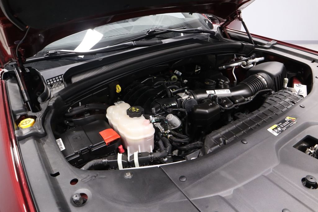 Used 2023 Jeep Grand Cherokee Altitude image 15